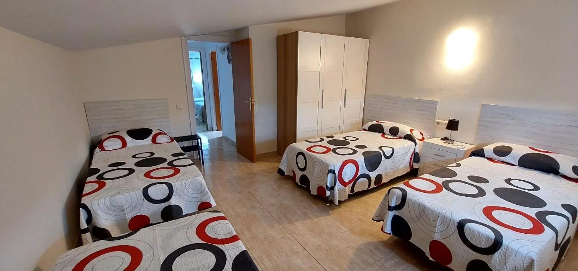 Bravaholidays-602-Lloret Park 2 Vidreres Villa